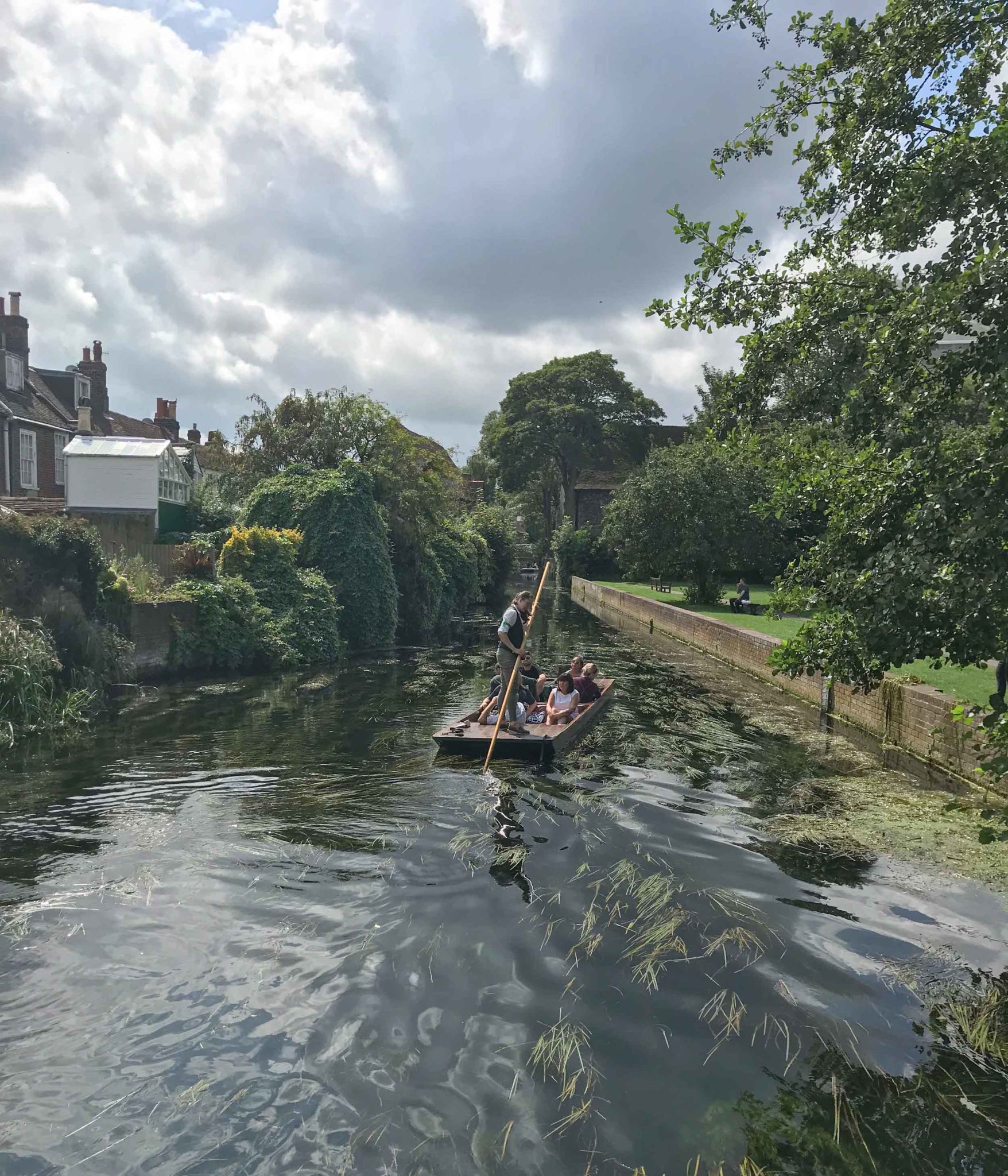 punting on the river is one of the best things to do in Canterbury