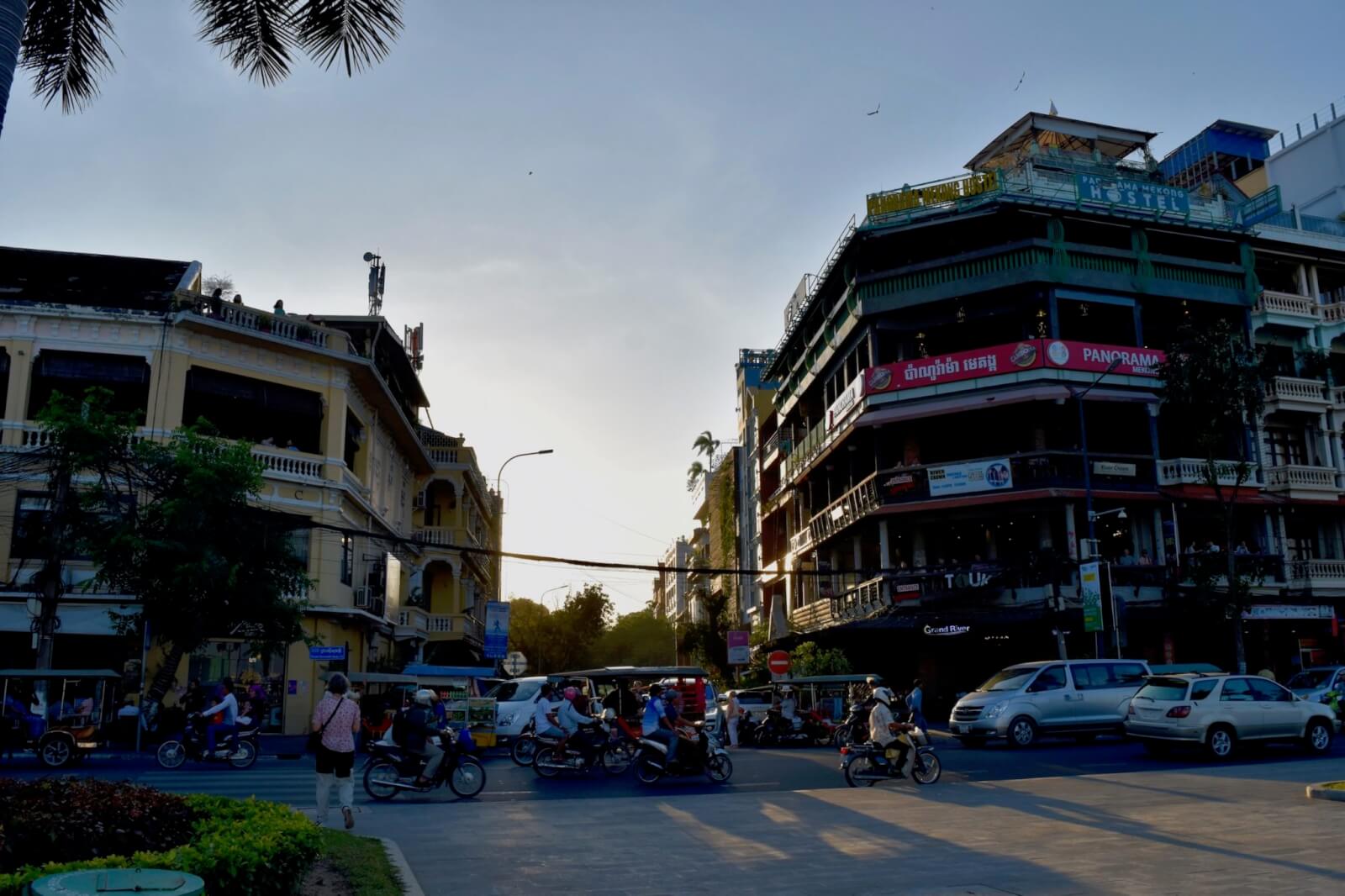 Phnom Penh - A Lovely Planet 